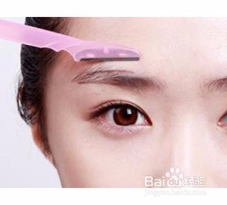 如何利用眉卡画好眉形