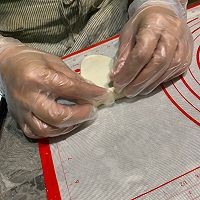 教你如何制作蛋黄酥