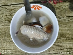 教你怎么做松茸鸡汤