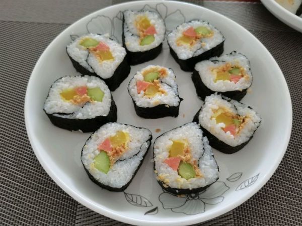自制美味寿司卷