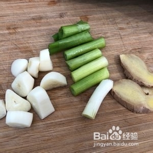 怎么做排骨烧土豆
