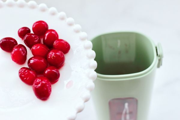 蔓越莓火龙果麦片酸奶昔