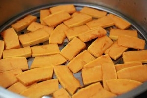 健康养生佳品南瓜小米粥的做法