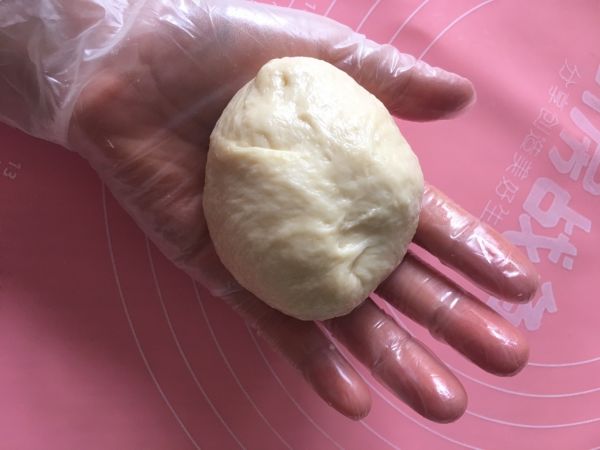 奶油芋泥日式吐司拼面包