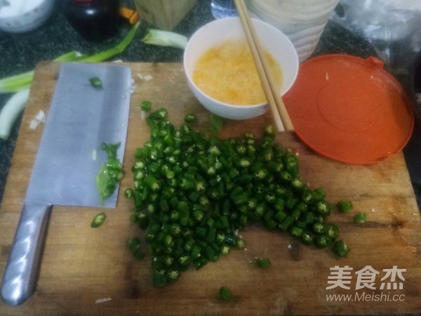 辣椒炒鸡蛋的做法