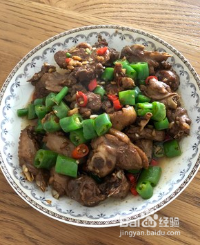 辣菜爆炒鸭肉