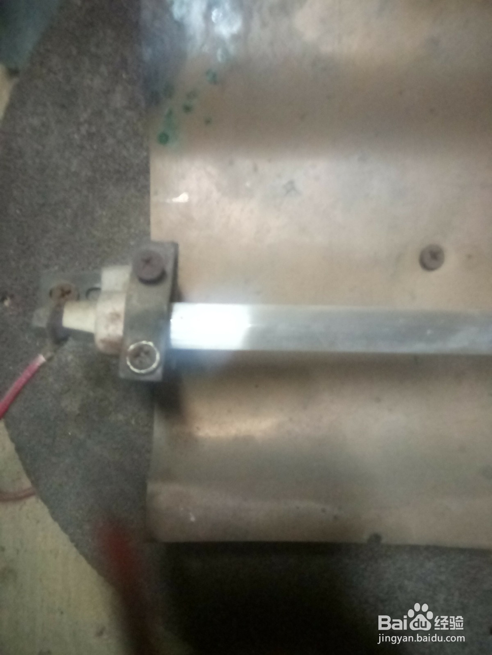 怎样自己动手修理磨砂玻璃管取暖器