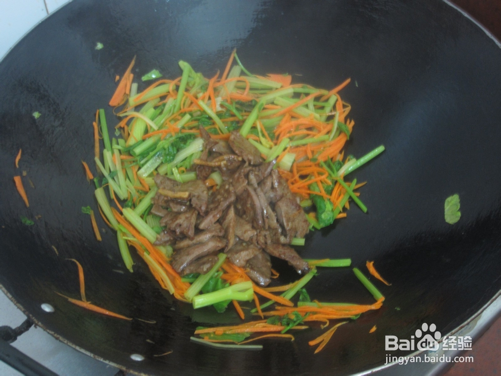 芹菜的做法——芹菜炒猪肝