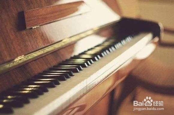 <b>钢琴防潮管的方法</b>