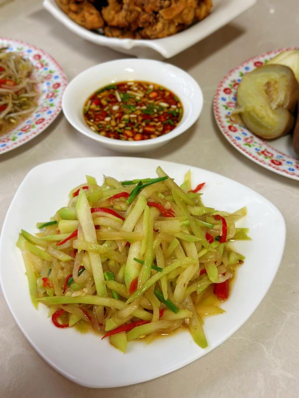 鳝鱼咸菜炖黄瓜