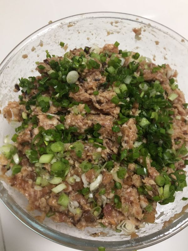 芹菜香菇鲜肉饺子