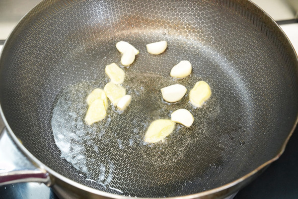 黄瓜杨梅糖醋排骨