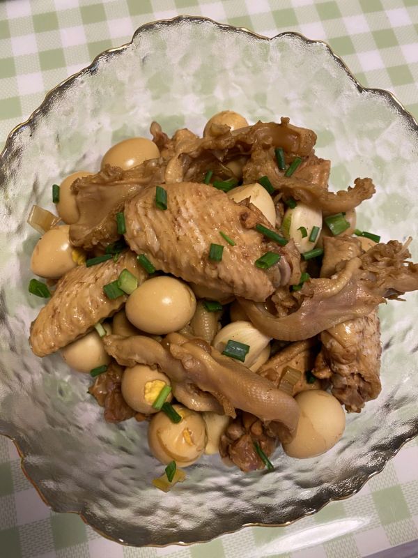 卤鸡翅鸭爪鹌鹑蛋
