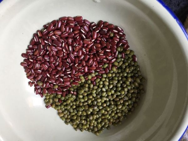 双豆粽和蜜枣粽和碱水粽