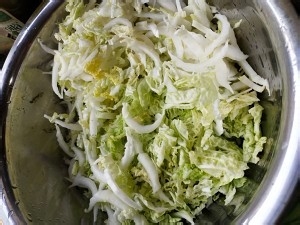 如何做炒白菜丝