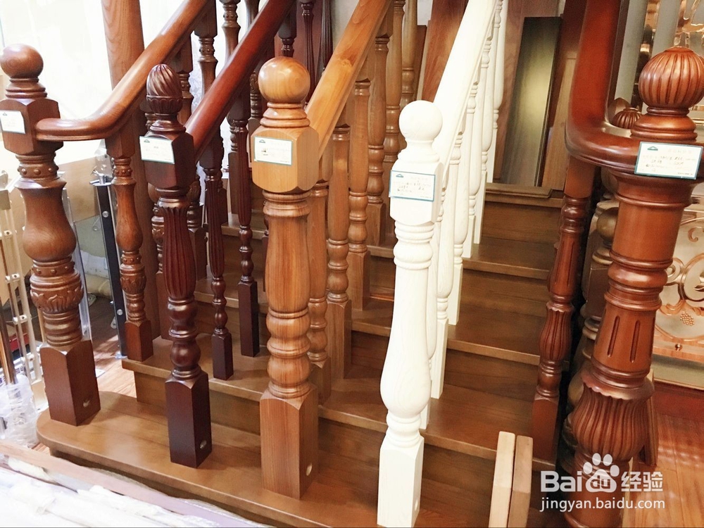 如何挑选优质实木楼梯