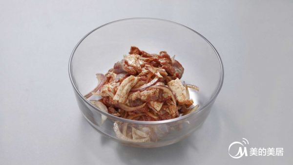 红柳枝烤羊肉串