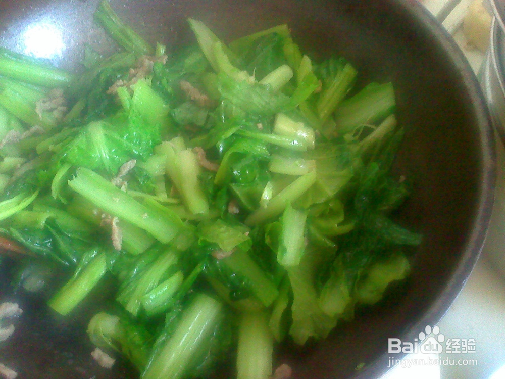 老年人怎样爆炒牛肉条小白菜