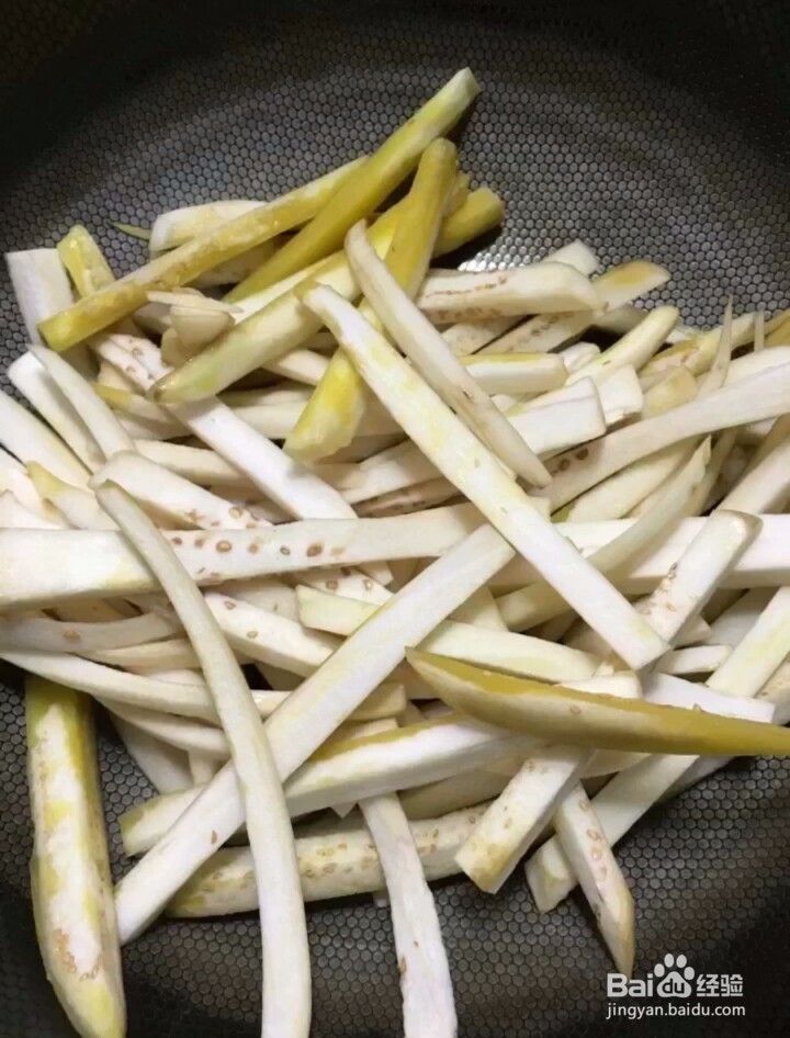 如何制作酱香茄条？