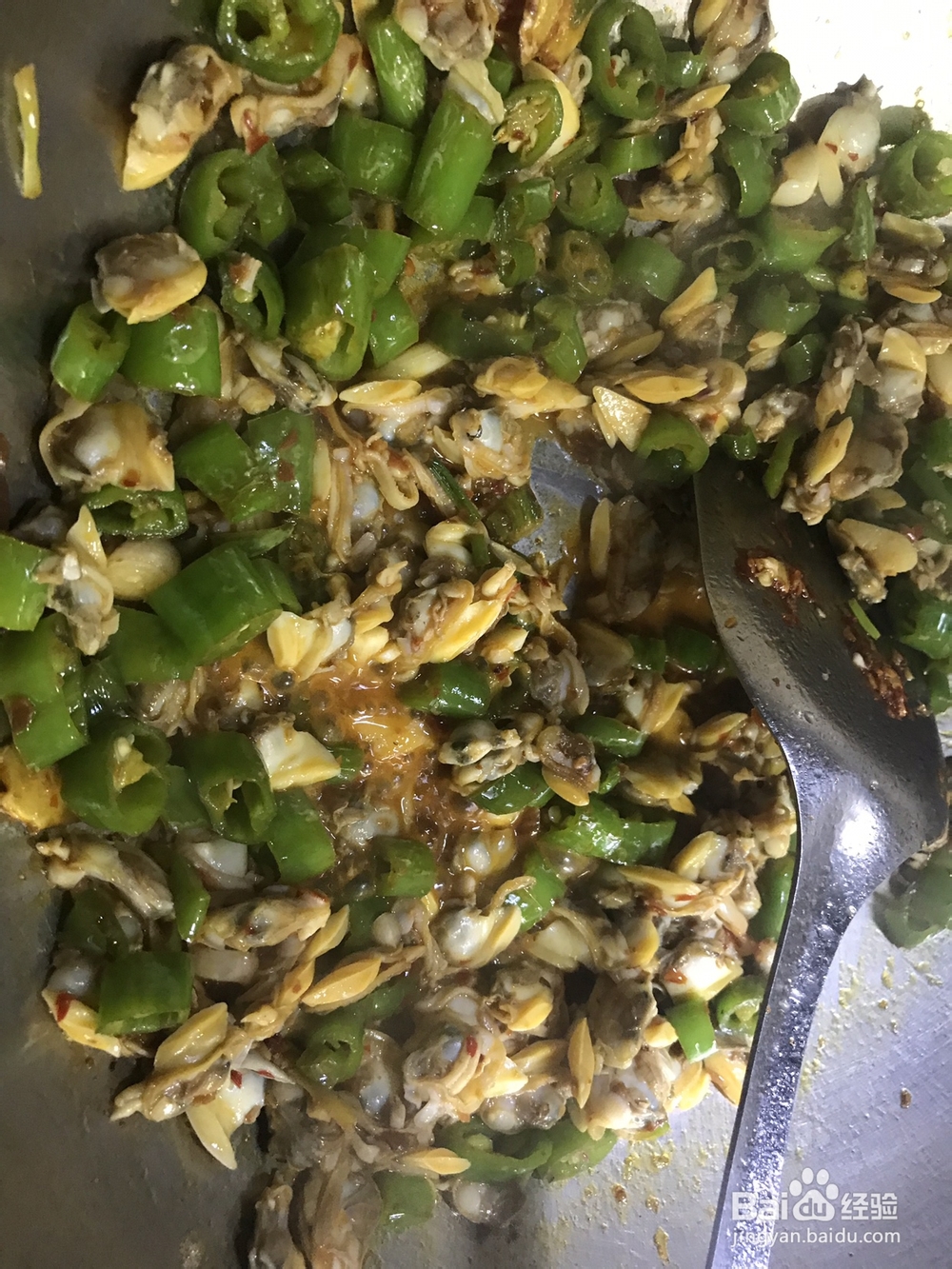 吃不胖的辣椒紫苏炒花甲肉