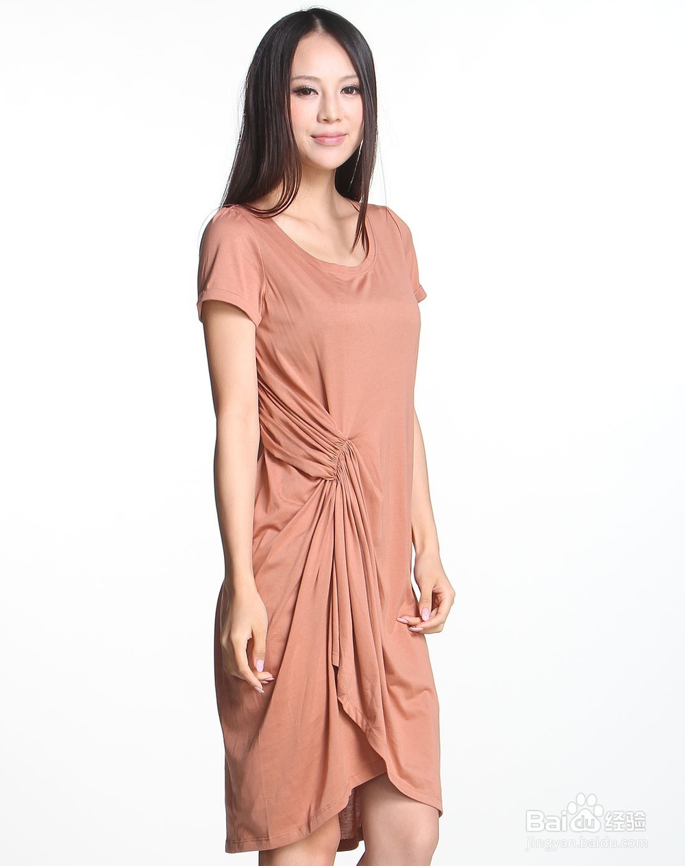 有小肚腩如何搭配服装