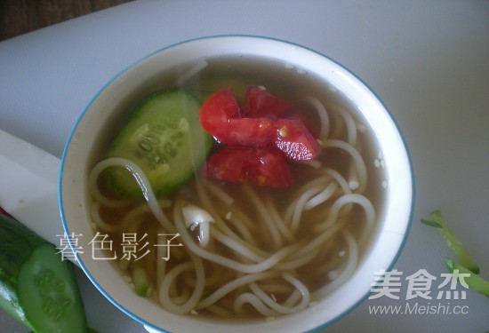 解暑酸甜冷面