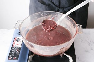 胡胡爱吃的红豆紫薯汤圆