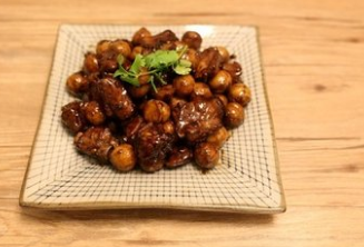 生活中的哪些食物易引发食物中毒