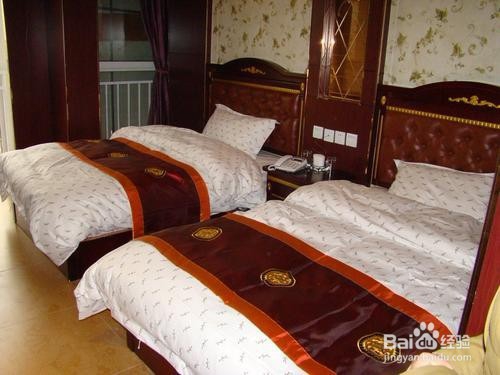 出门旅游，青年旅社和宾客房该怎选？有何优缺？