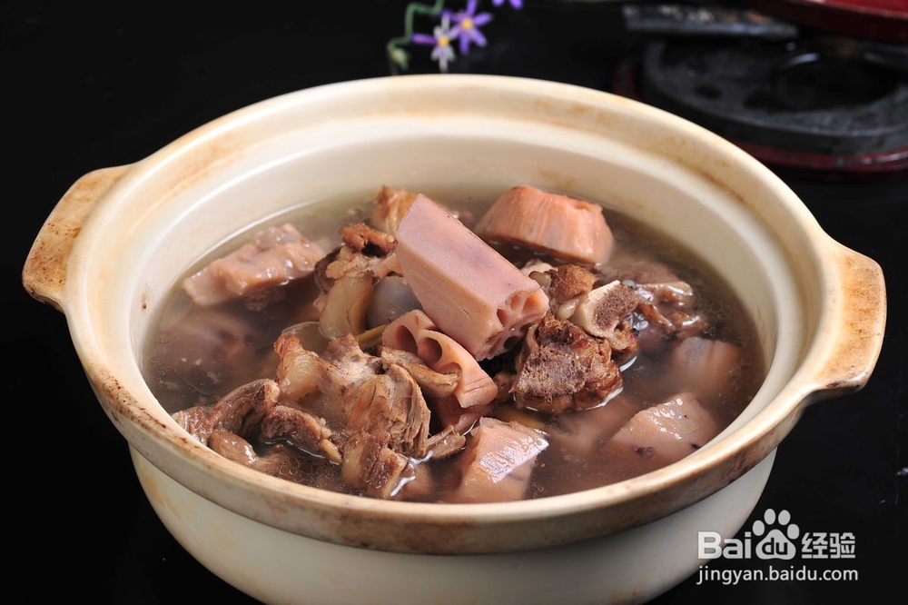排骨汤的制作方法