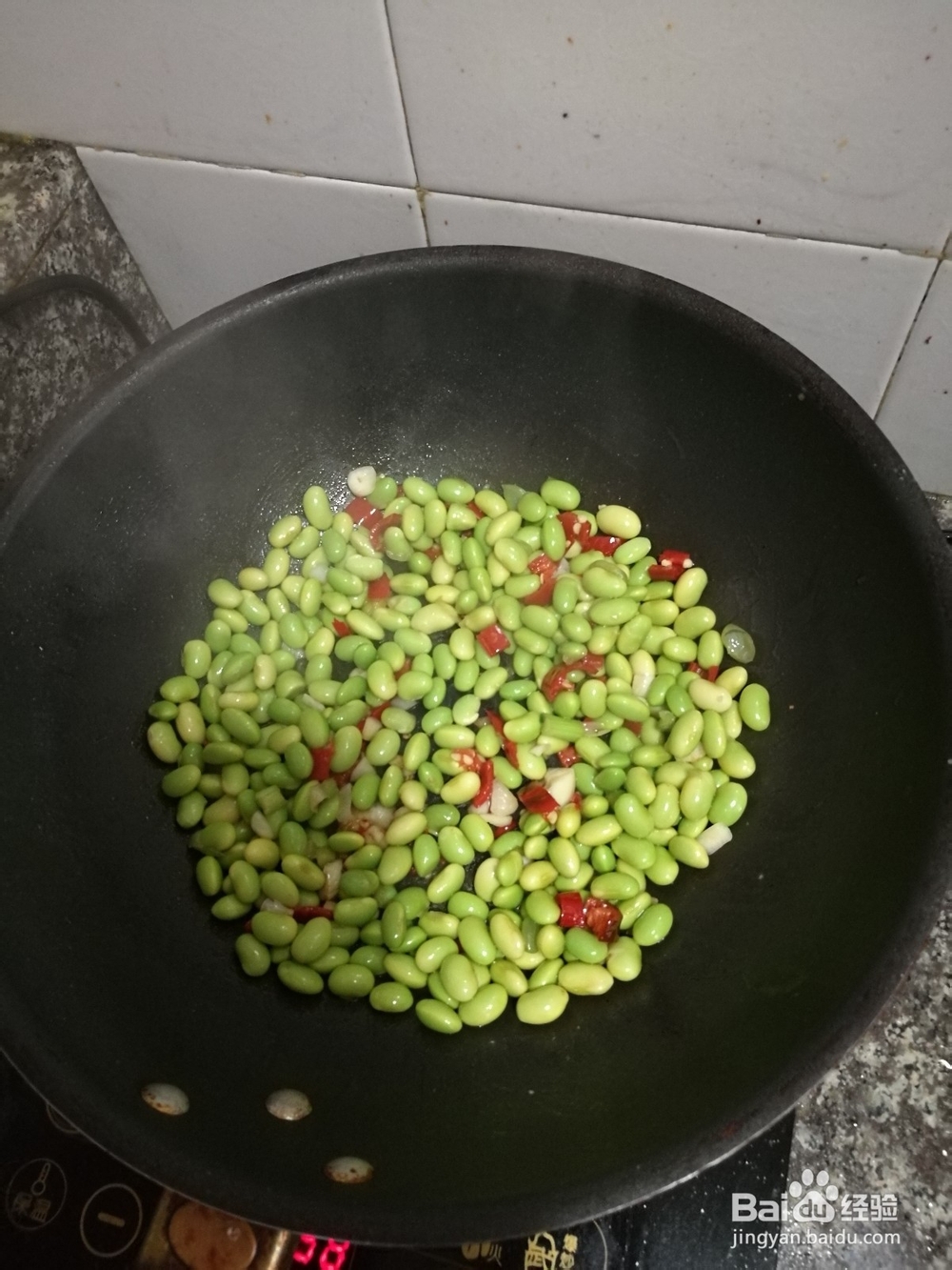 牛肉末炒青毛豆