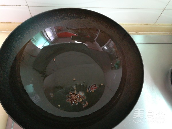 酸菜炖血肠的做法