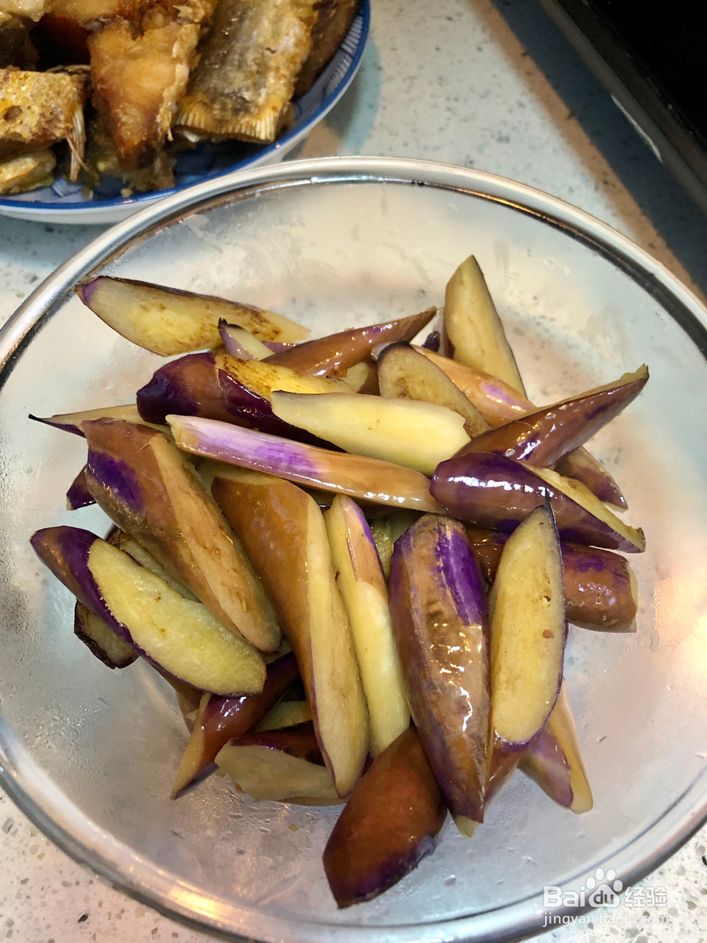 如何做咸鱼茄子煲