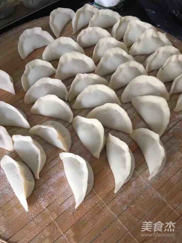 牛肉生煎饺子