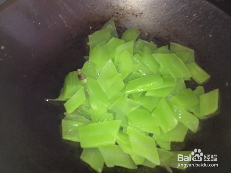 青笋炒鸡蛋的做法