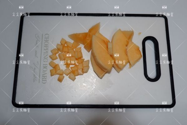 蜜瓜椰果粒冰棍