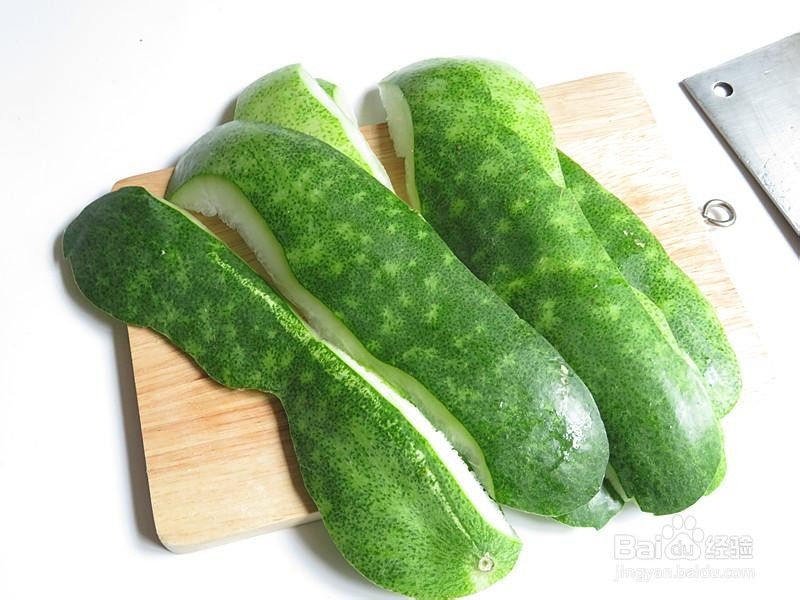 鱿鱼炒冬瓜皮的家庭制作方法