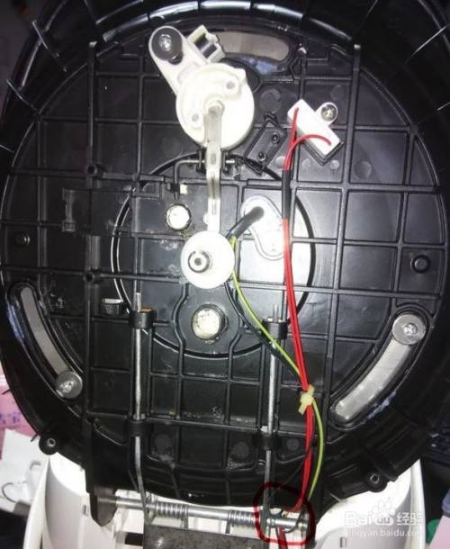 苏泊尔电饭锅显示e0故障,应该怎么解决?