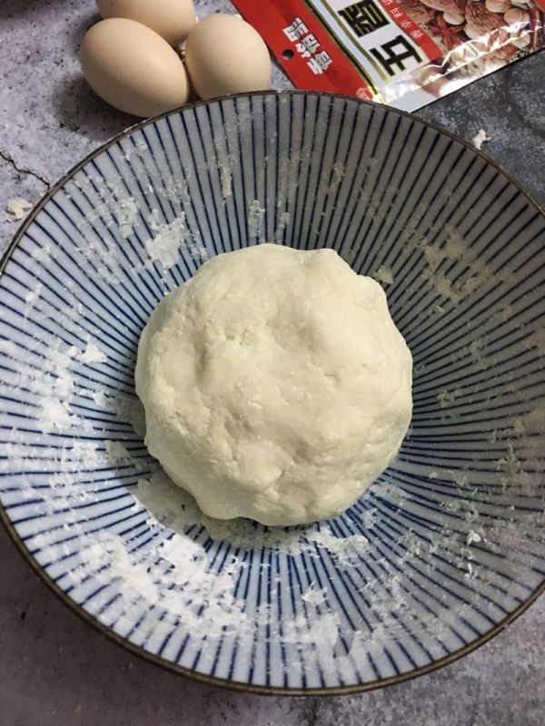 北极虾韭菜盒子