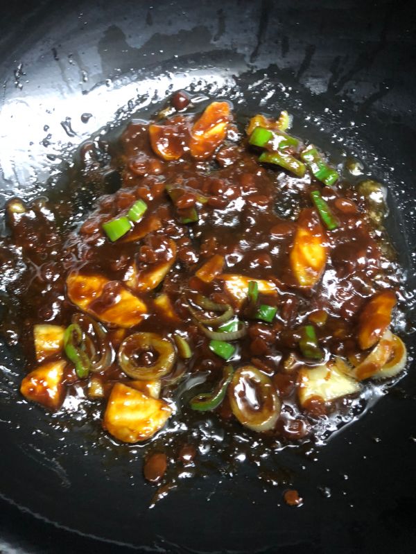 黄豆焖猪蹄香甜简易版