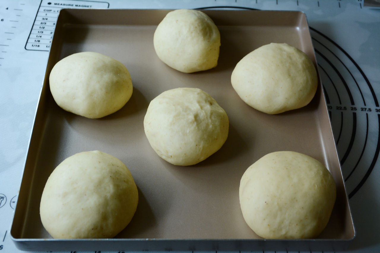 爱意浓浓的樱花树面包和樱花汉堡