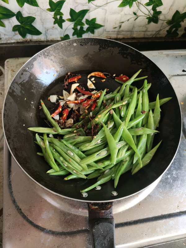 简单美味干煸扁豆角