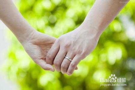 相亲后，家人总是催促订婚，应该怎么办