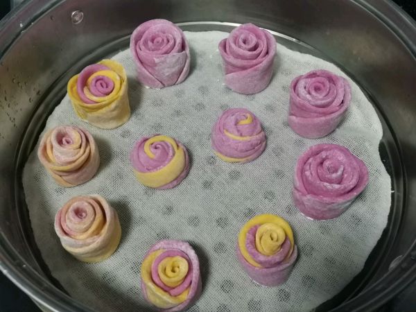 七彩玫瑰花馒头