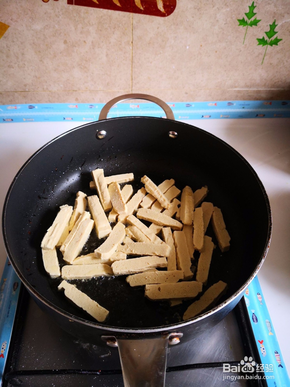 豆干炒木耳的烹饪方法