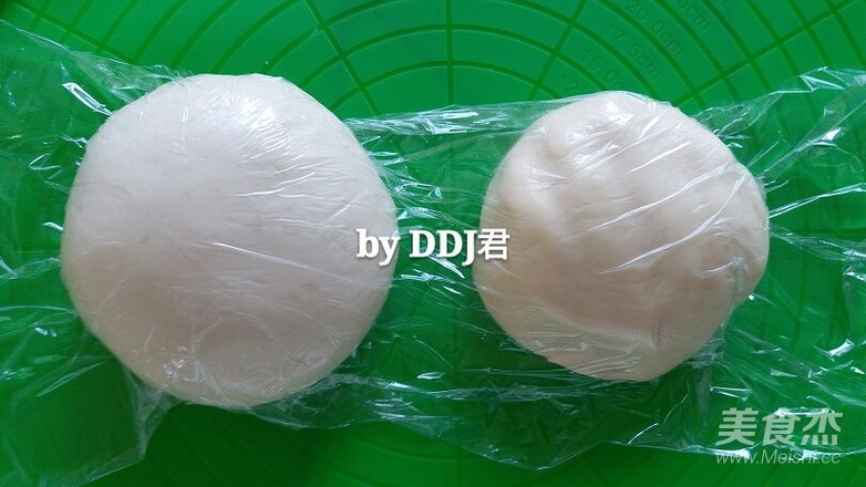 蛋黄酥的家常做法