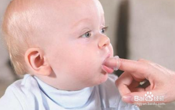 孩子长牙期间，如何缓解不适感呢？