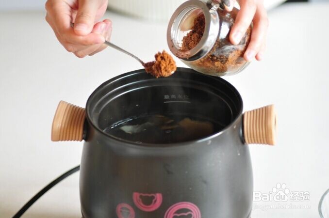 小熊电砂锅制作山药红薯糖水的方法