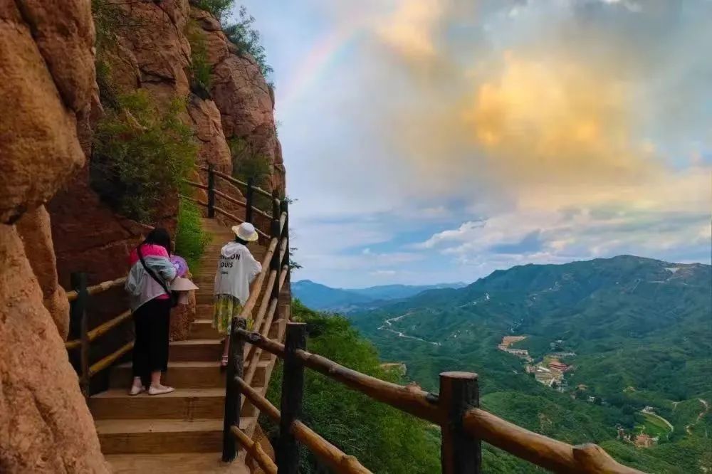 山河已秋  奔赴山野