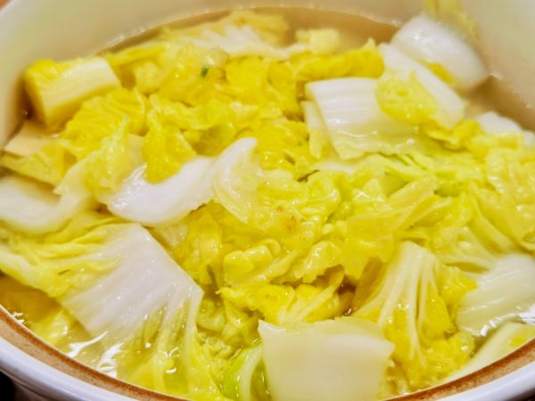 冻豆腐炖干贝白菜